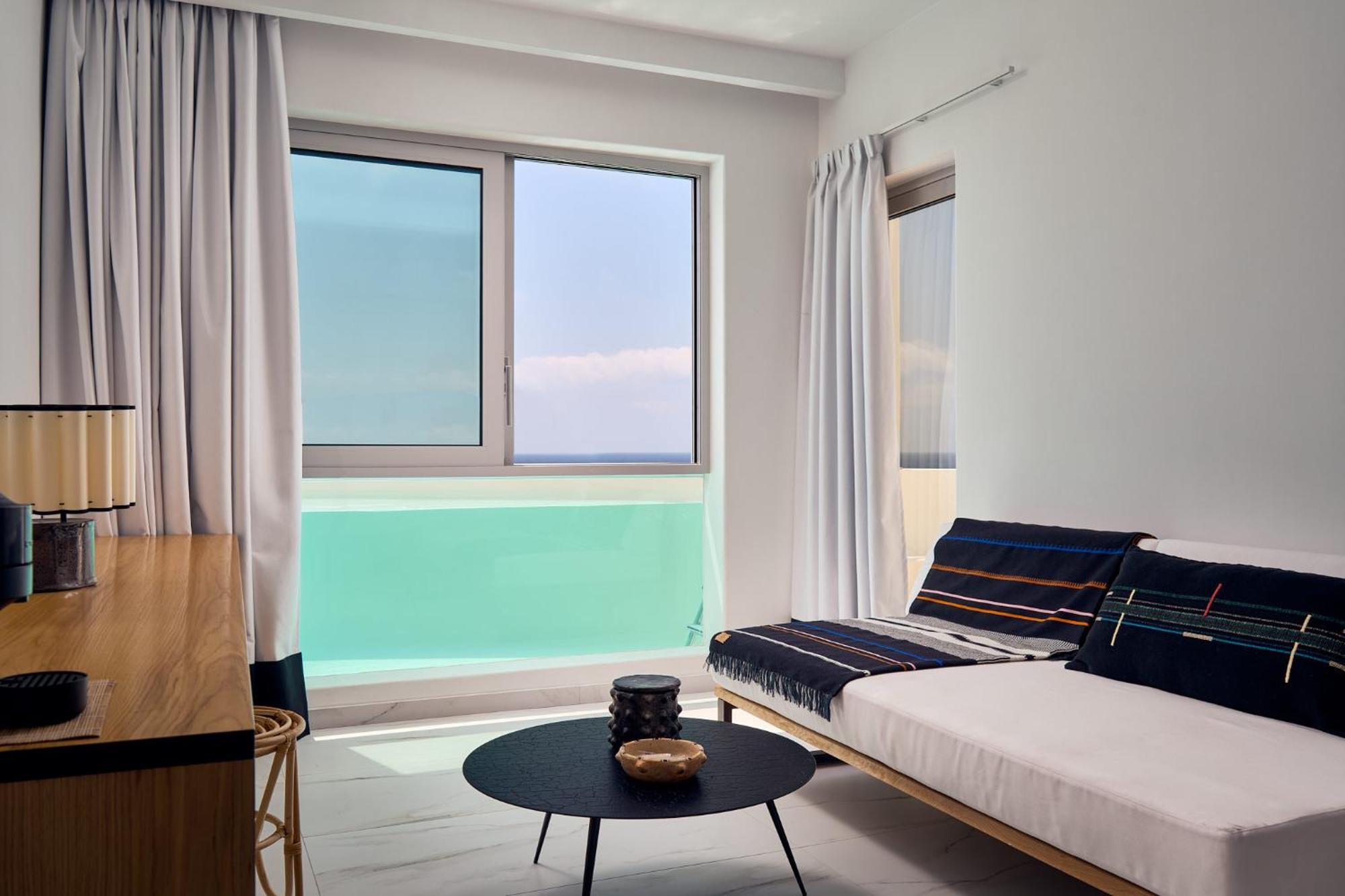 Kouros Hotel & Suites Mykonos Town Exterior photo